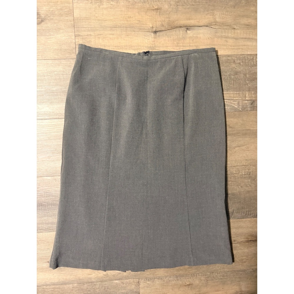 Worthington Gray Pleated Back Pencil Skirt Size 12 Career Office Wear Stretch